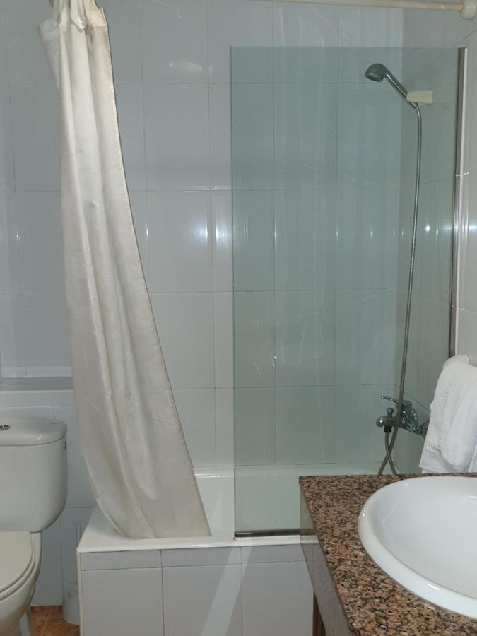 Hostal Maracaibo Can Pastilla  Buitenkant foto